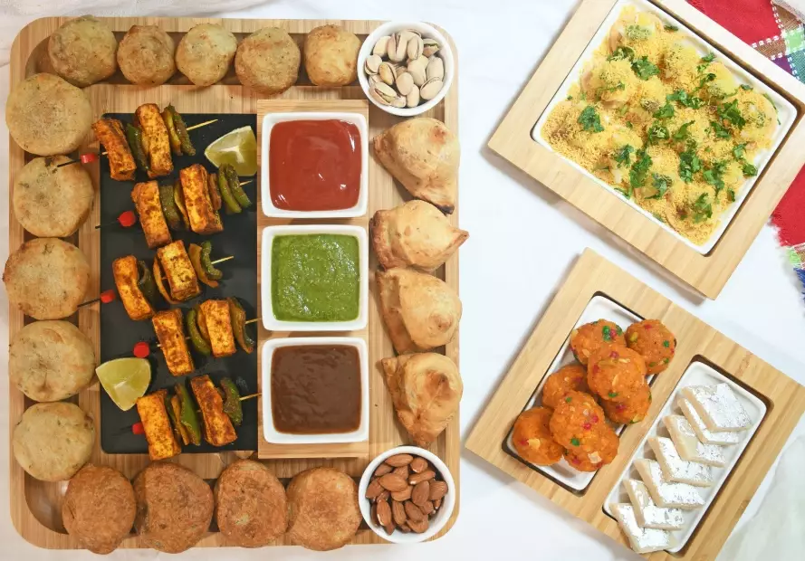 classic Indian appetizers classic Indian appetizers