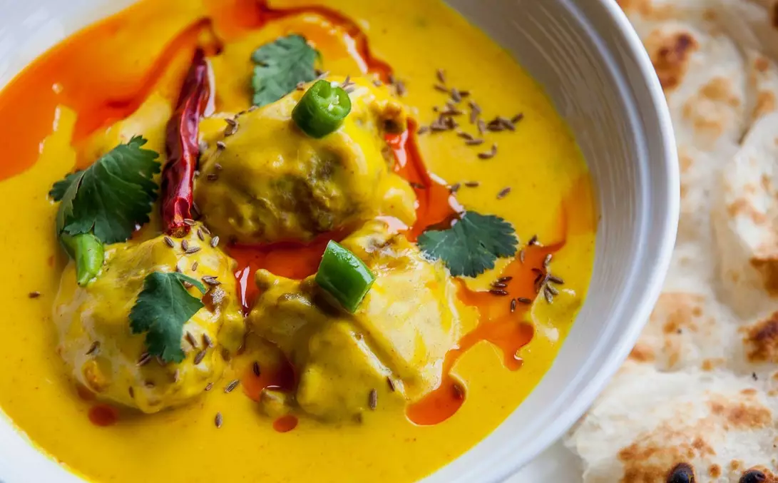 restaurant style chicken curry