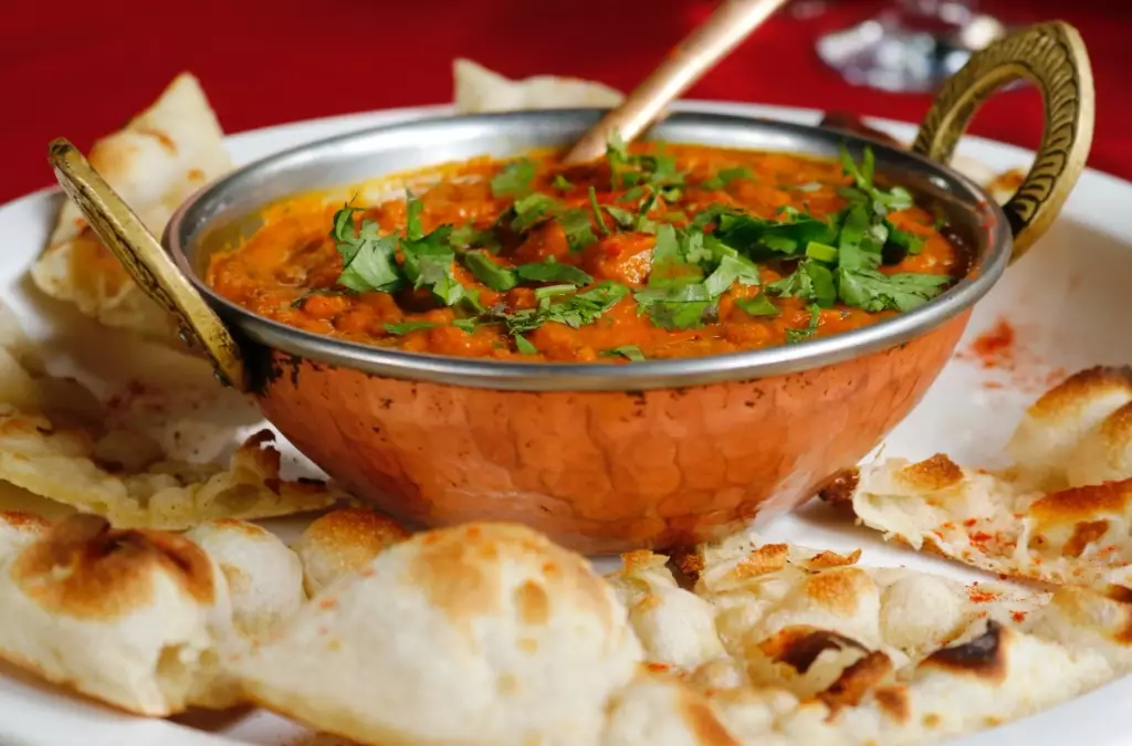North Indian Curries Guide: Discover 10 Must-Try Dishes & Regional Secrets